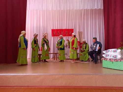 Фольклорные посиделки прошли в деревне