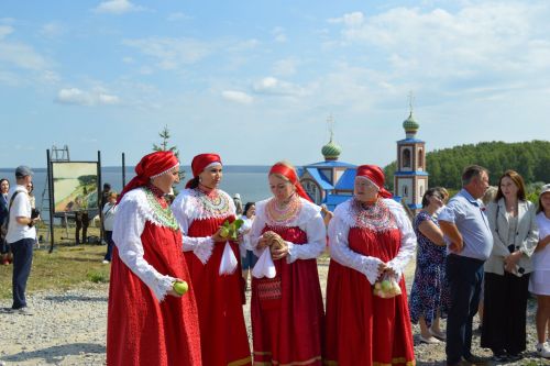 Звучали песни над Волгой в селе Красновидово