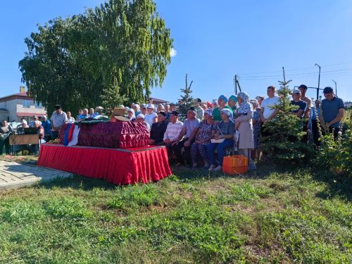Сегодня в Клянчеево простились с участником СВО