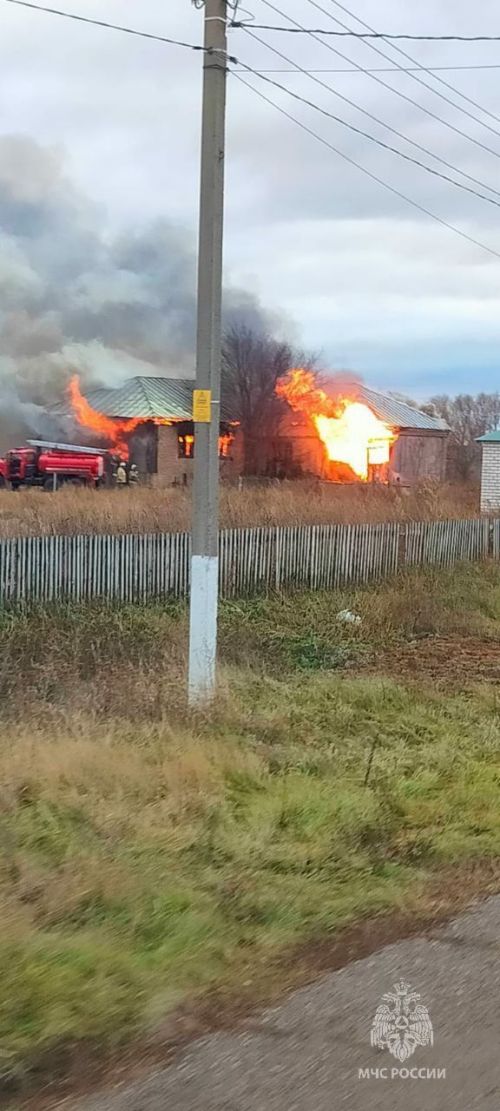 На пожаре в соседнем районе погиб мужчина