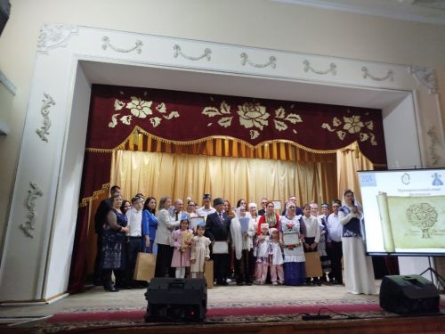 Крепкая семья - залог стабильности и процветания