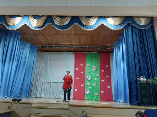 В Затоне прошел праздничный концерт