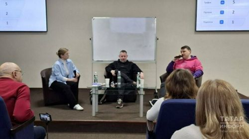 Веб-редакторы и SMM-специалисты обсуждают нейросети