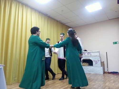 Фестиваль родословной укрепляет семейные узы