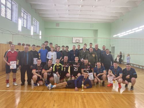 Турнир по волейболу прошел в День защитника Отечества