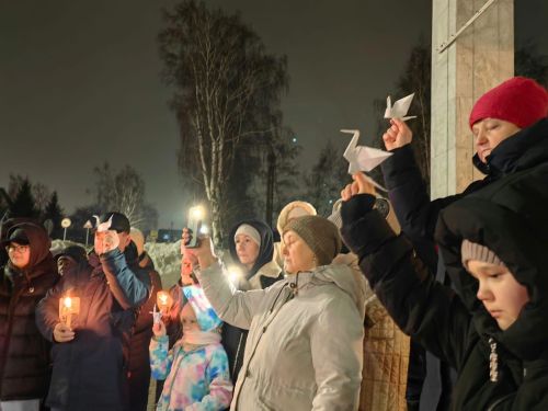 Камскоустьинцы почтили память погибших в теракте