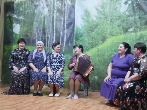 В Больших Салтыках зрители аплодировали стоя
