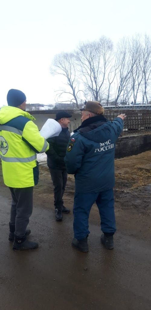 Камскоустьинцы готовятся к половодью
