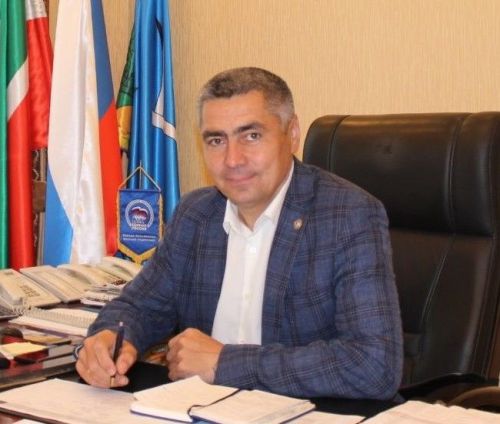 Глава Камско-Устьинского района поздравил верующих