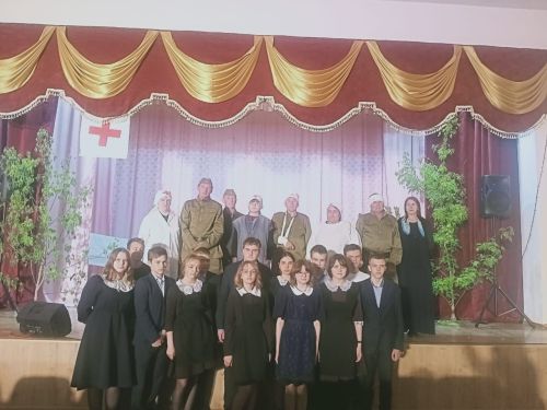 Теньки: на сцене - герои былых времен