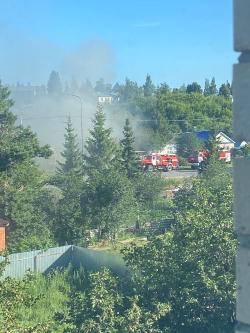 На центральной улице Камского Устья произошел пожар