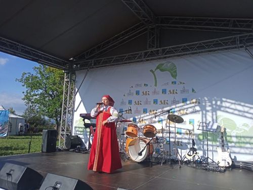 Яблочный Спас собрал сегодня на Венце нас
