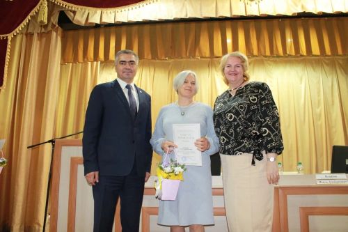 В Камском Устье наградили лучших работников образования