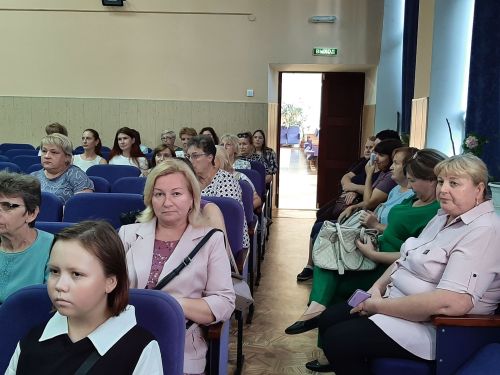 Сход в Затоне собрал неравнодушных жителей