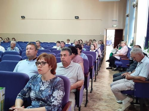 Сход в Затоне собрал неравнодушных жителей