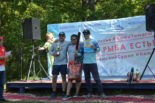 Более двадцати килограмм рыбы поймали победители Чемпионата