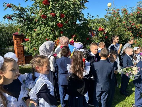 В Камско-Устьинской татарской школе прозвенел первый звонок