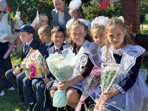 В Камско-Устьинской татарской школе прозвенел первый звонок