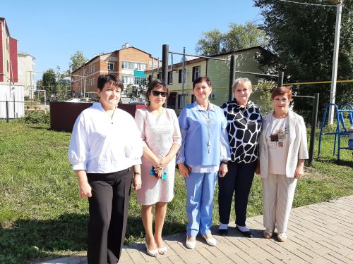 Кадеты торжественно встретили День знаний