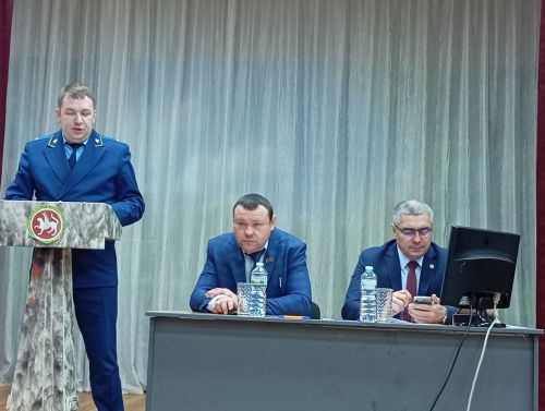 Жители района попались на уловки мошенников