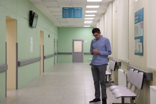 Капитальный ремонт медицинских учреждений в Камском Устье получил высокую оценку