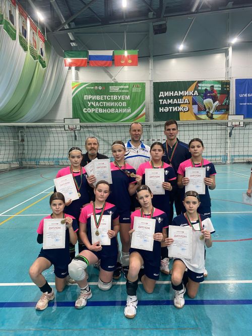 Воспитанницы спортшколы «Торпедочки» впервые завоевали первенство Татарстана по волейболу