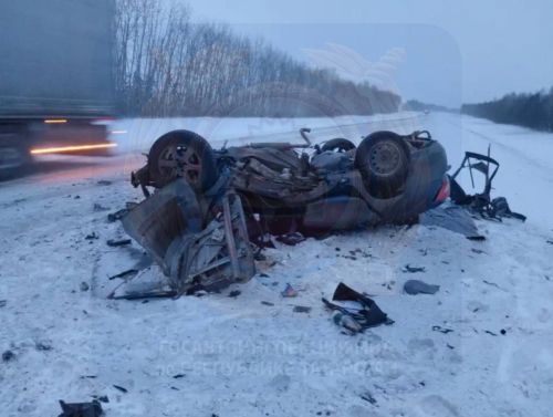 На трассе в Татарстане молодой водитель разбился насмерть