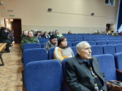 Затонцы просят новый спортивный зал