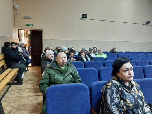 Затонцы просят новый спортивный зал