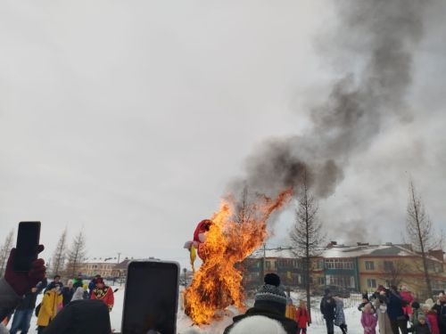 Масленица: зиму провожаем и весну встречаем