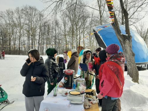 Весело отметили Масленицу в Затоне