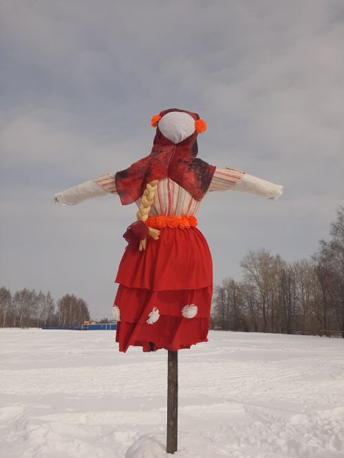 Весело отметили Масленицу в Затоне