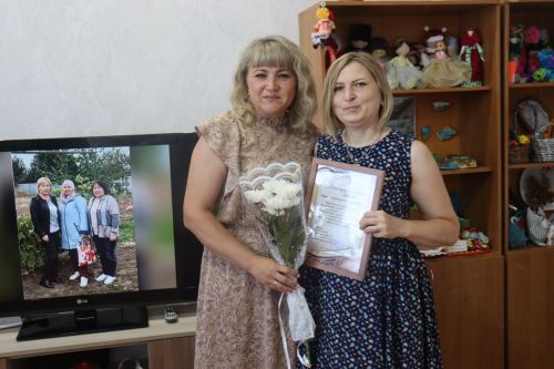 Социальных работников Камско-Устьинского района поздравили с профессиональным праздником