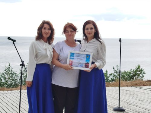 Песне над Волгой и дождь не помеха