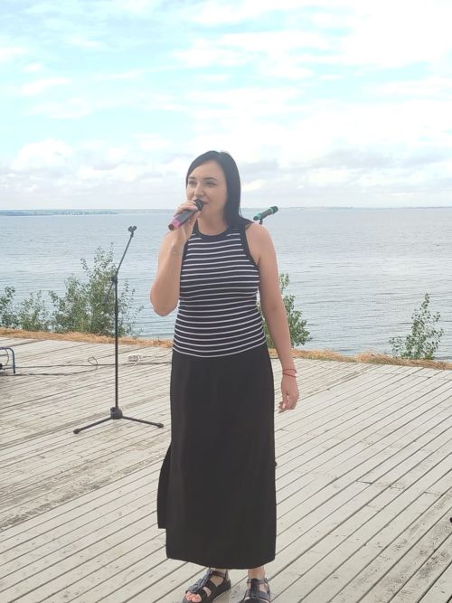 Песне над Волгой и дождь не помеха