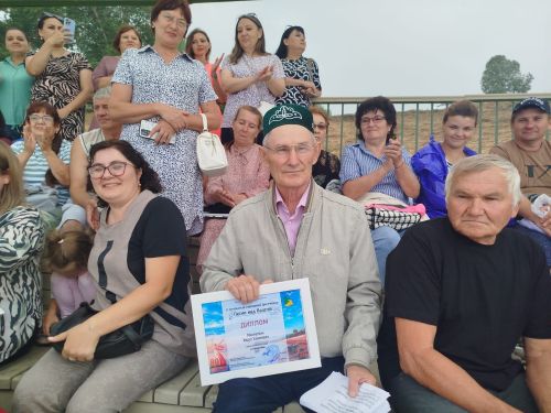 Песне над Волгой и дождь не помеха