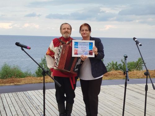 Песне над Волгой и дождь не помеха