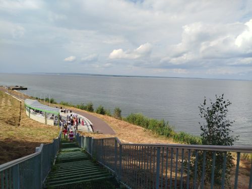 Песне над Волгой и дождь не помеха
