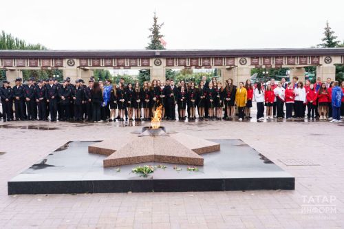 Школьники, студенты и представители общественных организаций Казани присоединились к антитеррористической акции
