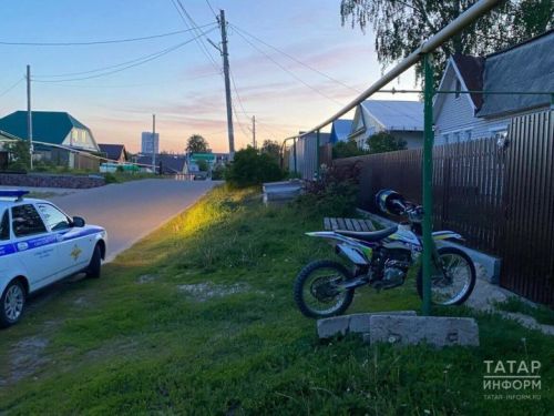 Отец под судом за то, что дал сыну сесть за руль мопеда