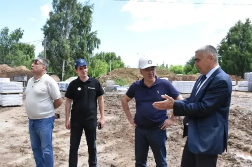 Глава района Наиль Вазыхов провел объезд строящихся объектов