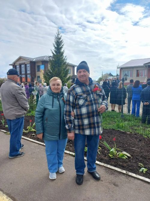 Познакомились на катке и вот уже более полувека вместе