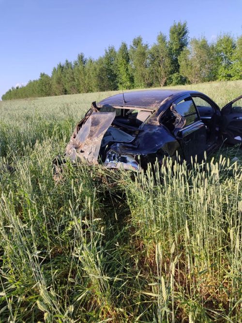 Несовершеннолетний водитель совершил аварию в Камском Устье