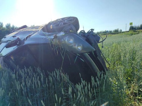 Несовершеннолетний водитель совершил аварию в Камском Устье