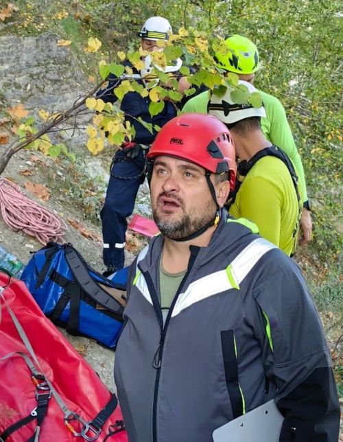 В Камском Устье продолжаются соревнования спасателей
