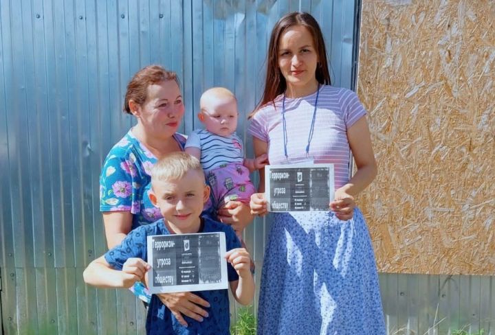 Соцработники с каждой семьей ведут индивидуальную работу