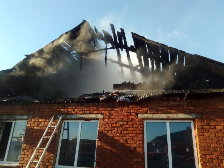 Сегодня в Камско-Устьинском районе произошел пожар