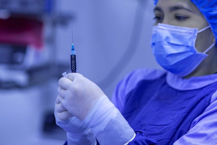 Вакцину от&nbsp;коронавируса «ЭпиВакКорона» начинают тестировать в Татарстане