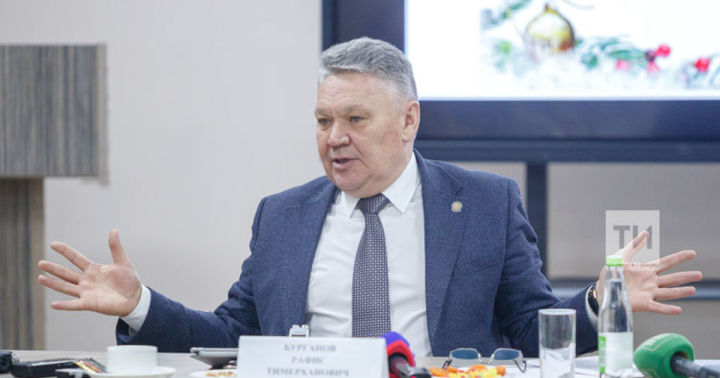 Бурганов покинул пост министра образования Татарстана
