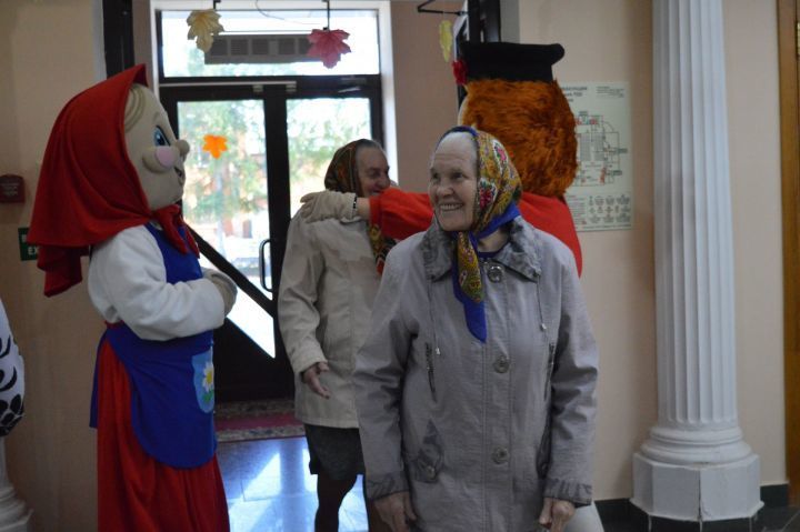 Декада пожилых людей пройдет в Камско-Устьинском районе